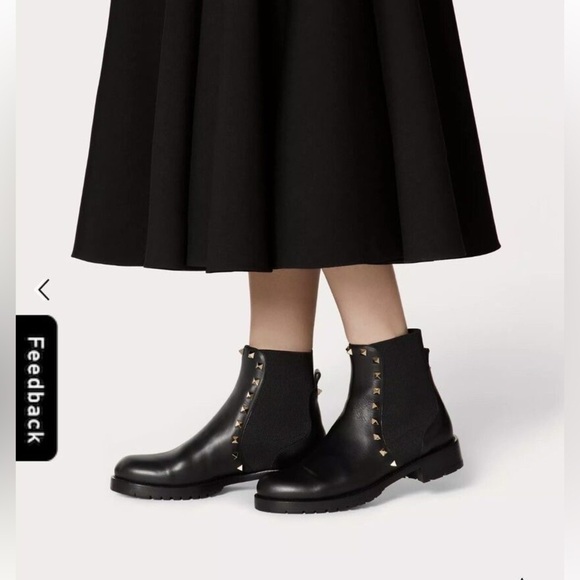 Valentino Garavani Black Leather Rockstud Almond toe Chelsea Ankle Boots EU 39 - Picture 3 of 14
